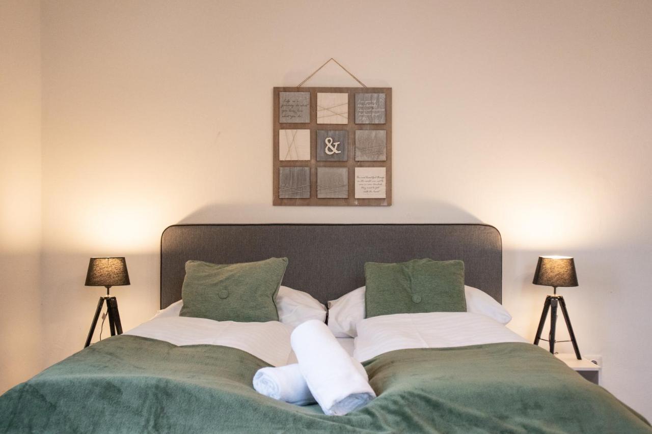 Roomy 2Br Apt. Near Akh -Perfect For Longstays Вена Экстерьер фото